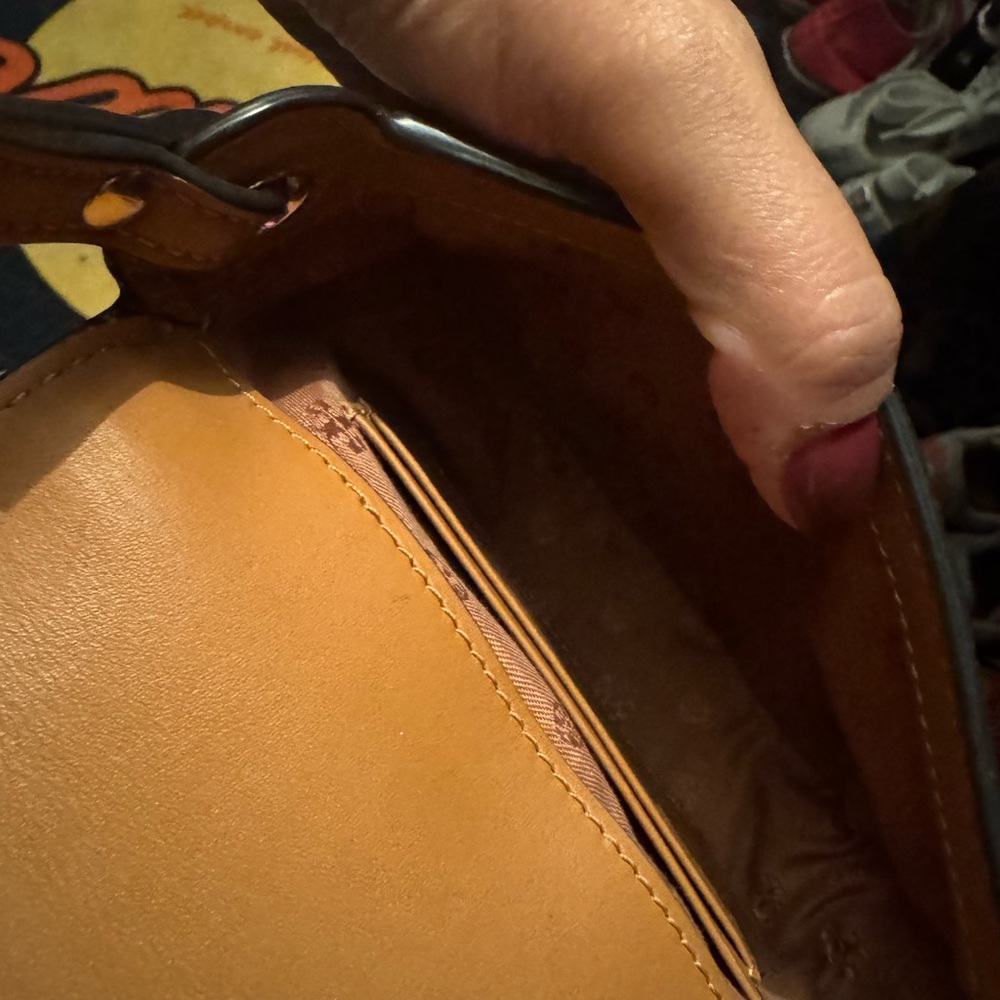 Tory Burch Mustard Leather Crossbody Bag - Picture 3 of 7